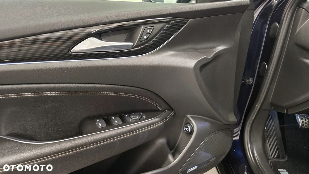 Opel Insignia 2.0 Ultimate Exclusive - 11