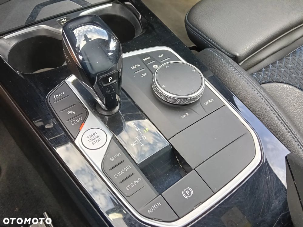 BMW Seria 1 116d M Sport Shadow - 22