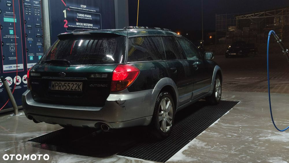 Subaru Outback 3.0R Automatik - 21