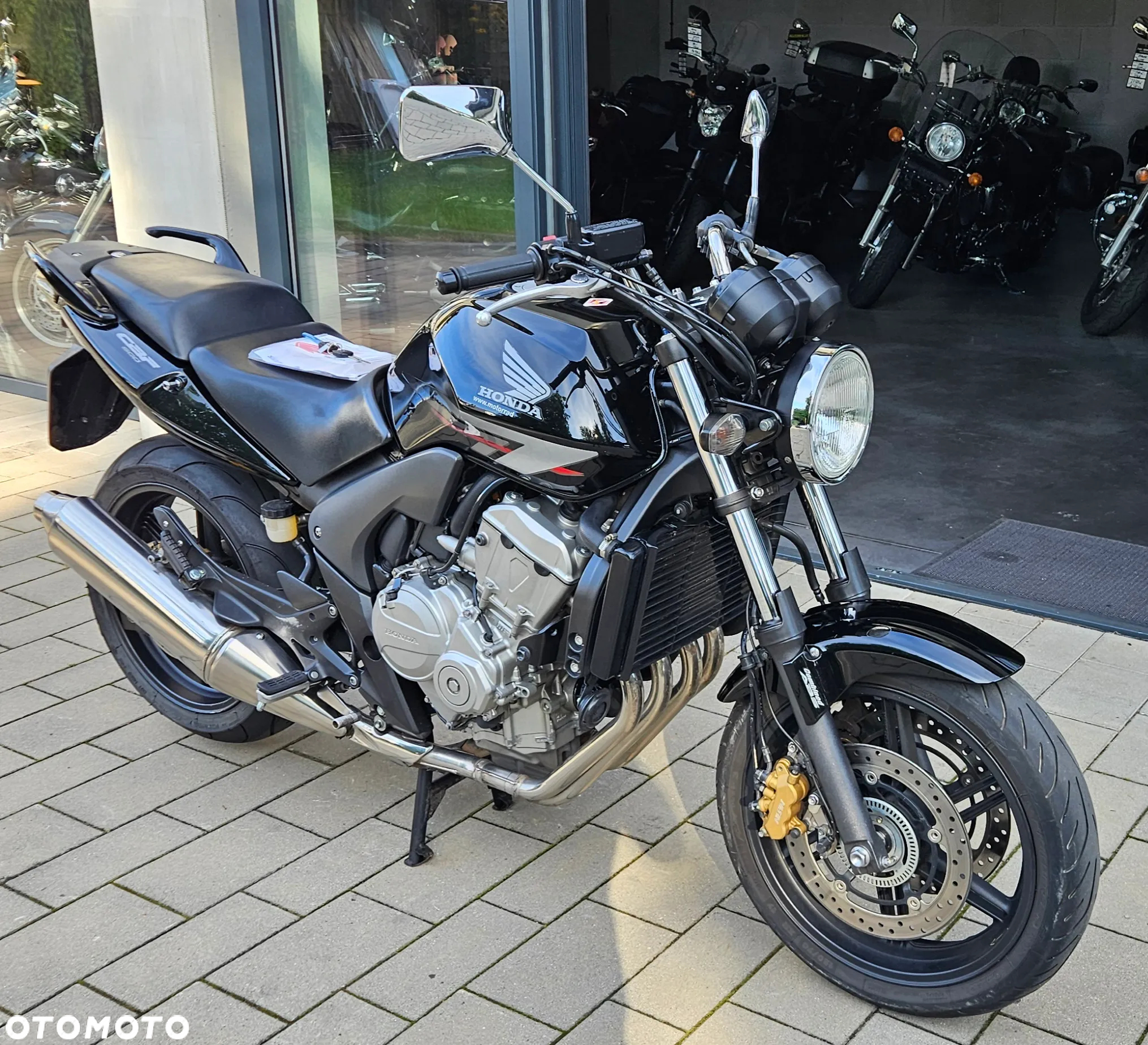 Honda CBF - 2