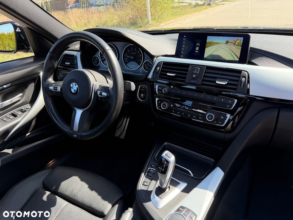 BMW Seria 3 330i xDrive Edition M Sport Shadow - 17
