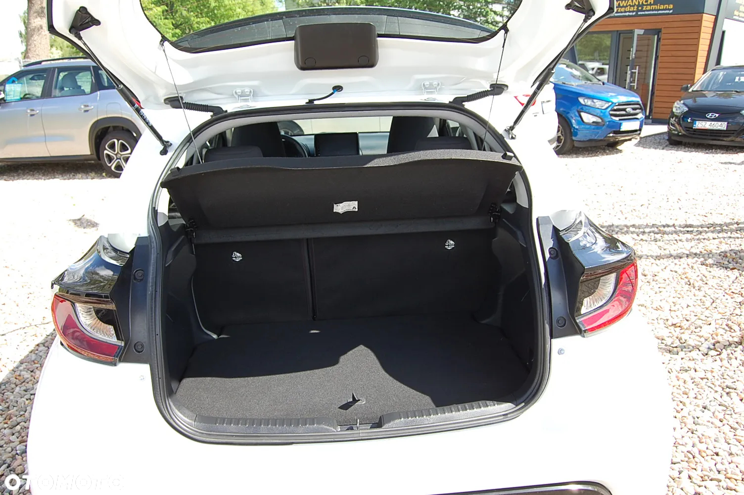 Toyota Yaris - 21