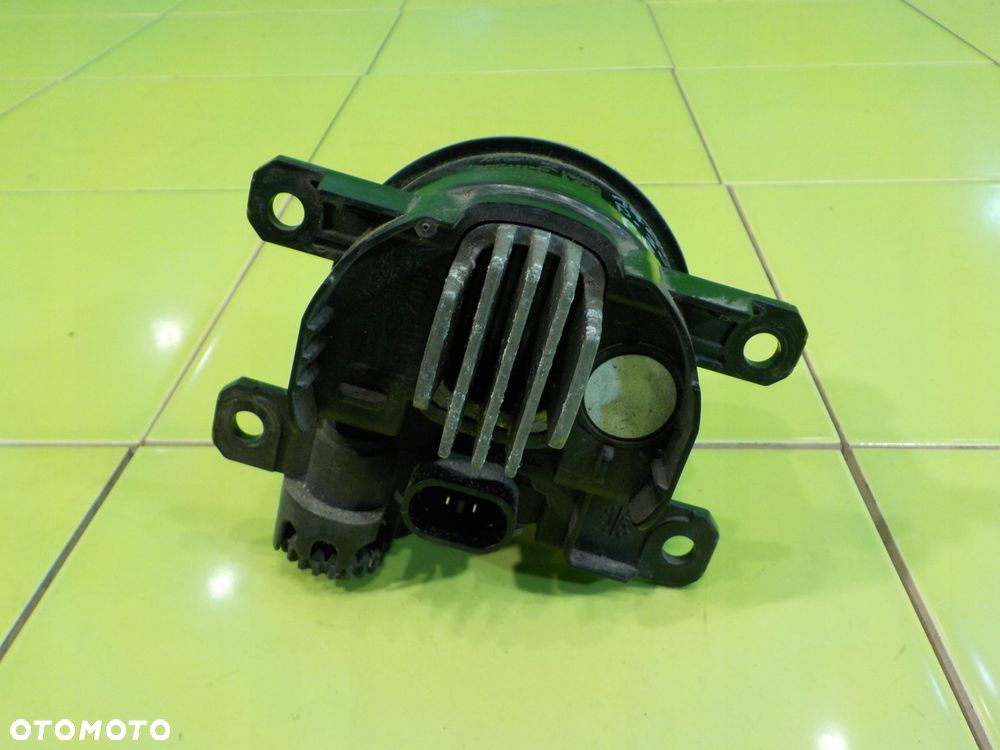 PEUGEOT 308 II GT 16r HB 5D halogen prawy 9807432580 - 2