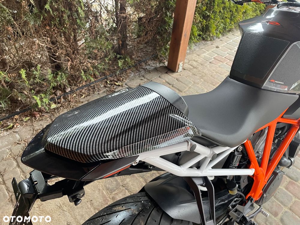 KTM Super Duke - 15