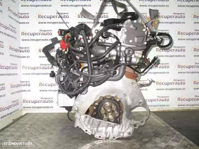 MOTOR COMPLETO AUDI A4 2001 -AWX - 8