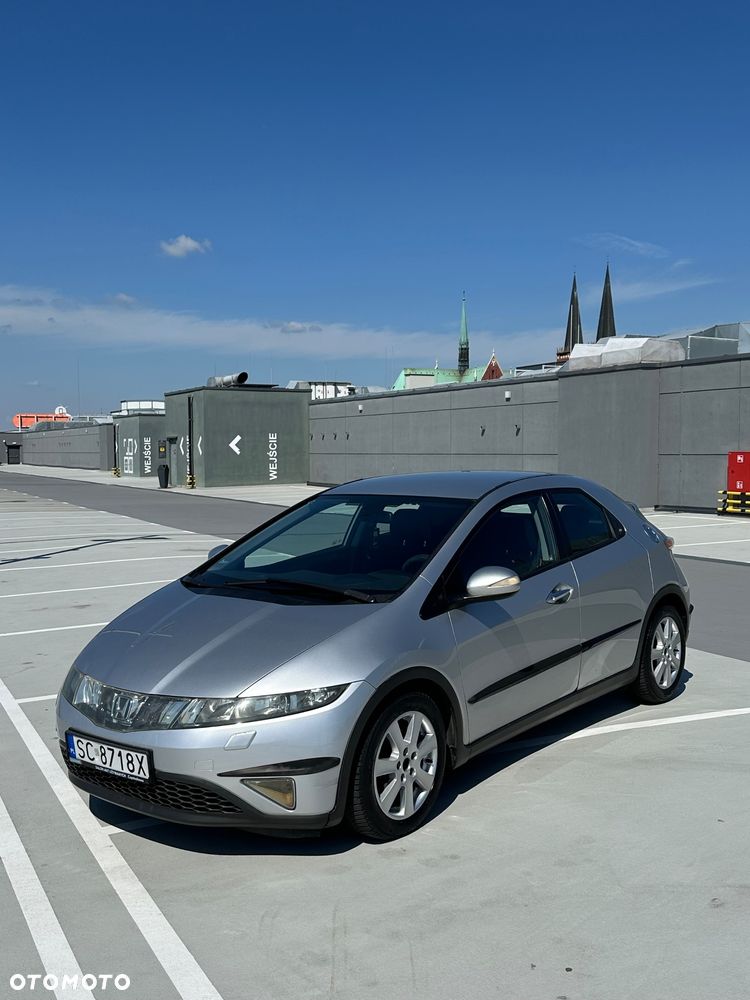 Honda Civic 2.2i-CTDi Executive NAVI - 1