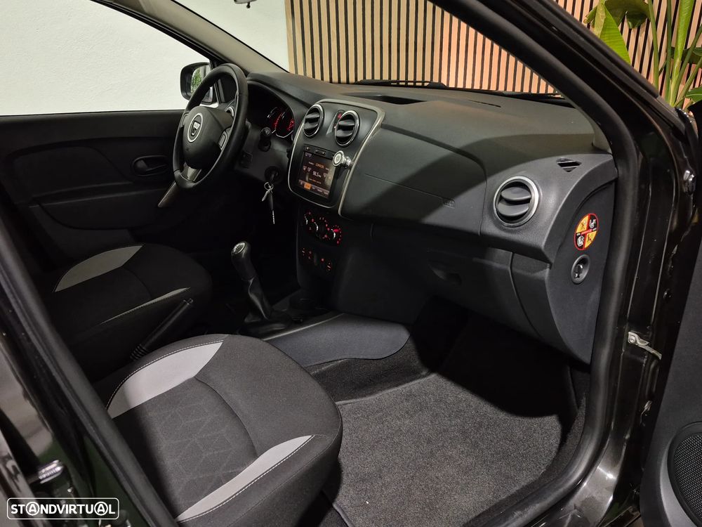 Dacia Sandero 0.9 TCe Stepway - 24