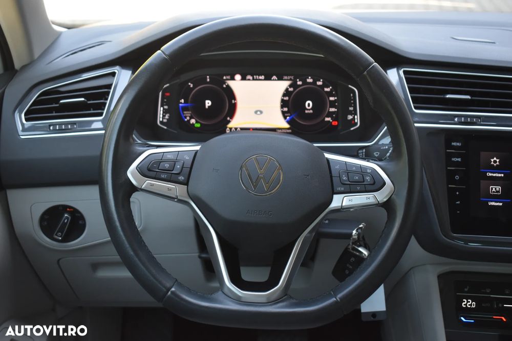 Volkswagen Tiguan 2.0 TDI SCR 4MOTION DSG Elegance - 8