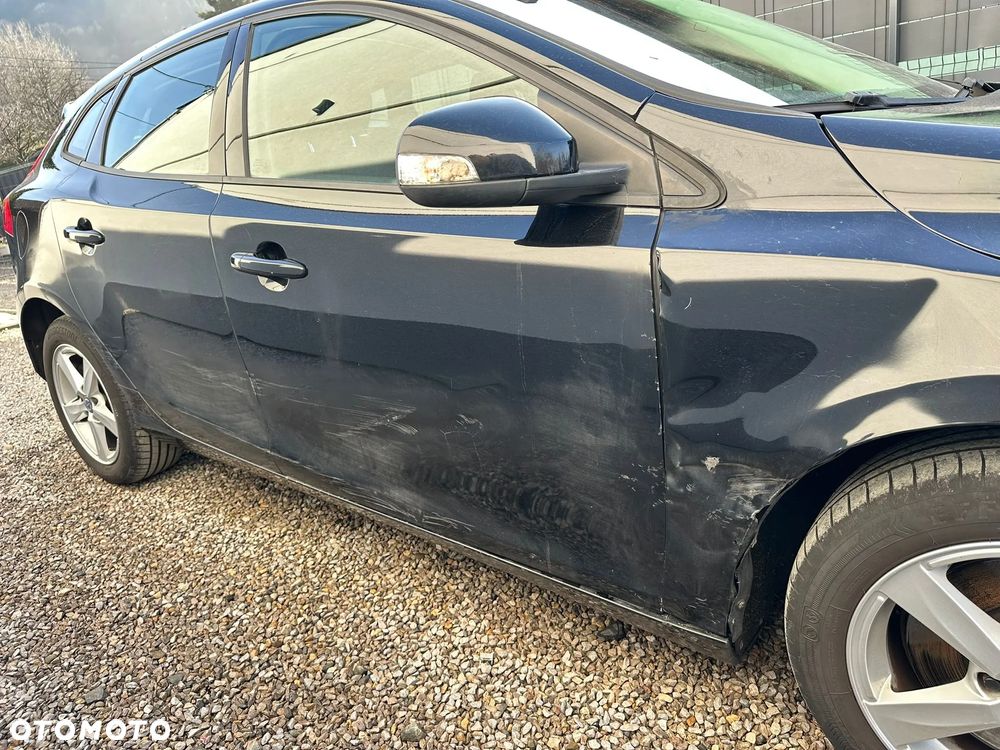 Volvo V40 D3 - 11