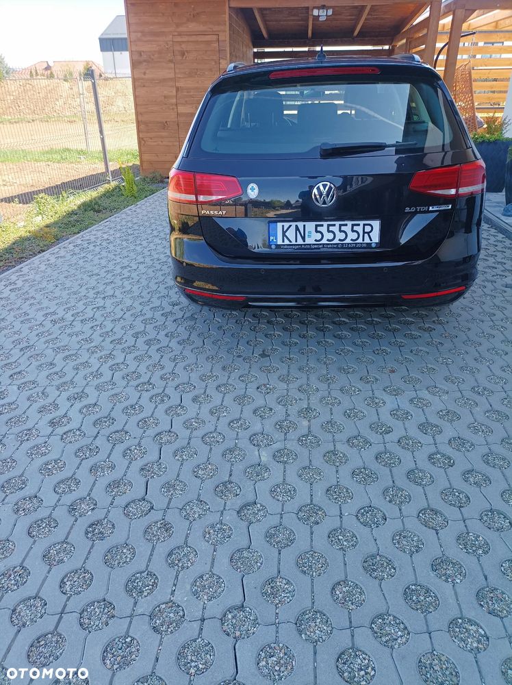Volkswagen Passat - 13