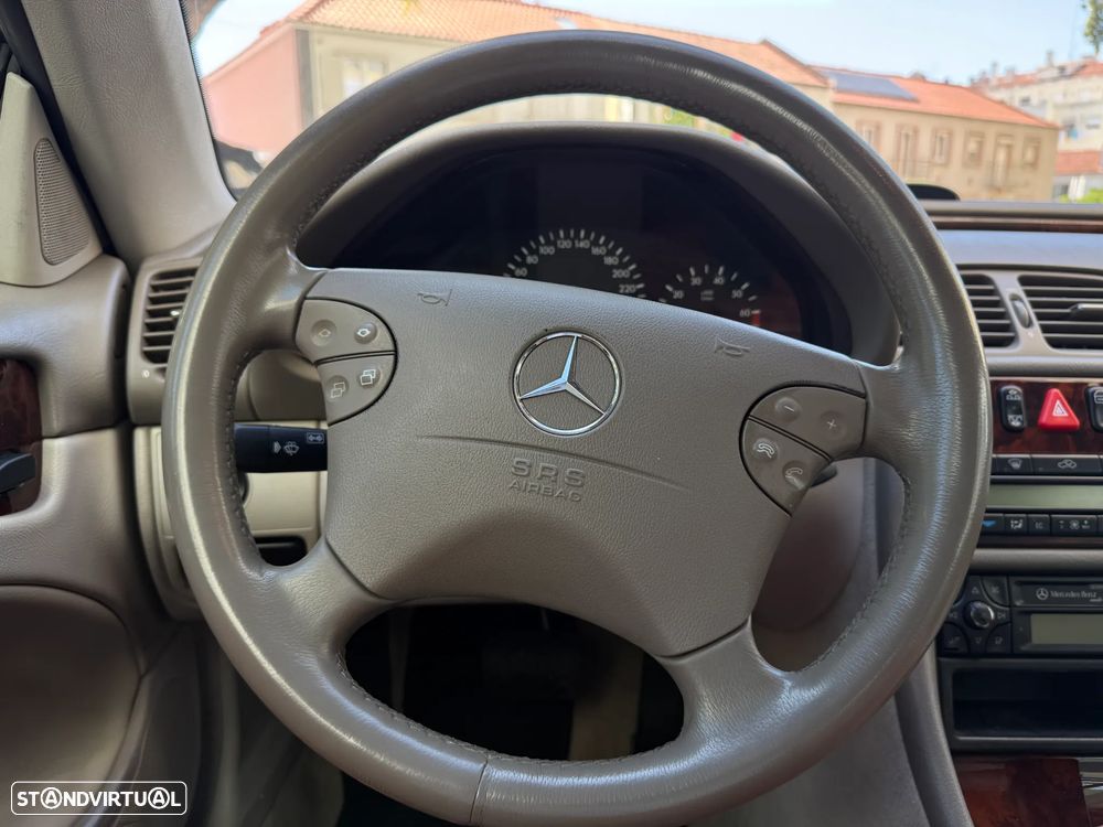 Mercedes-Benz CLK 320 Elegance - 12