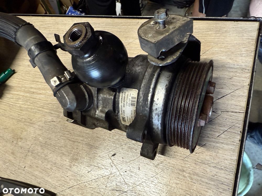 Pompa wspomagania Dynamic Drive BMW e65 e66 730i 3.0i m54 sprawna! - 1