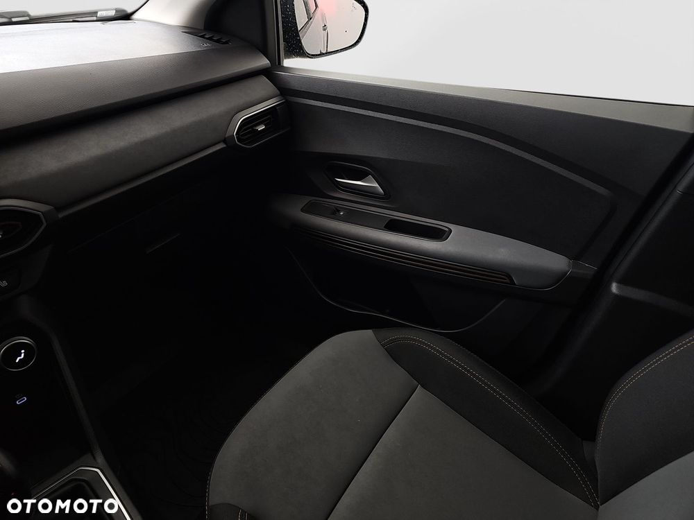 Dacia Jogger 1.6 Full Hybrid 140 Extreme MMT 7os - 17