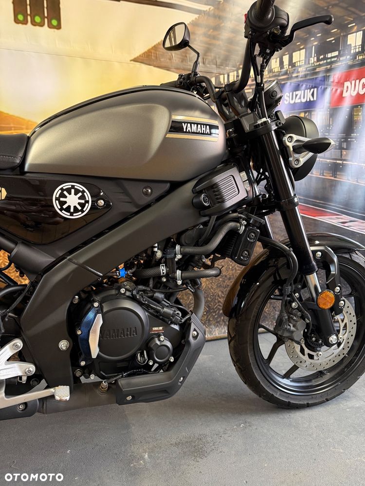 Yamaha XSR - 4