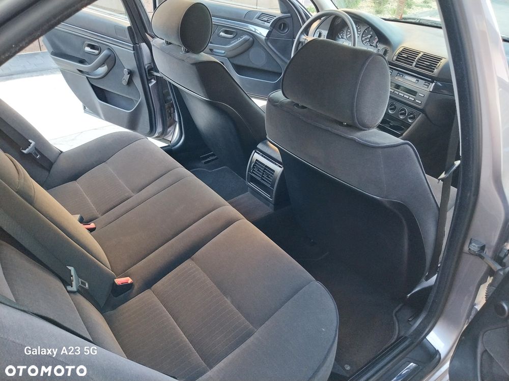 BMW Seria 5 - 8