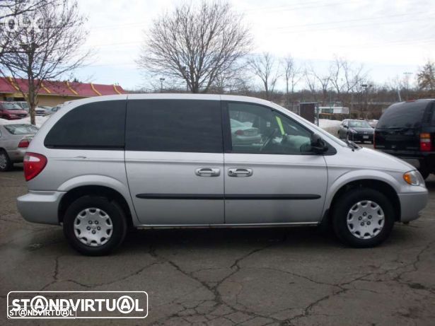 Chrysler voyager 2.5 CRD para peças - 1
