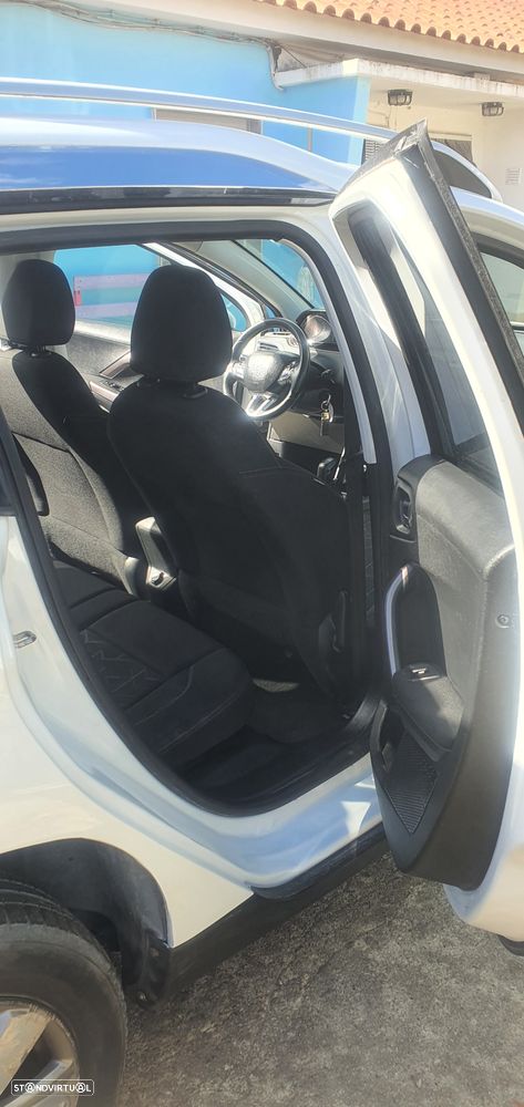 Peugeot 2008 - 15