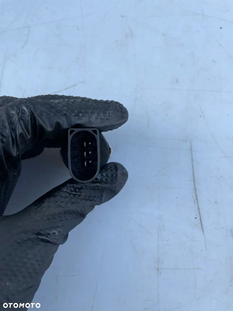 CZUJNIK CIŚNIENIA PALIWA SEAT LEON II GOLF V AUDI A3 8P 06H906051 0261545025 - 2