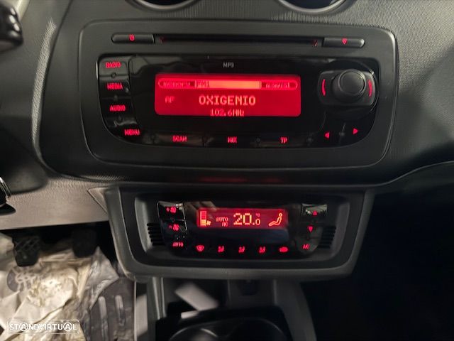 SEAT Ibiza 1.9 TDi Stylance DPF - 8