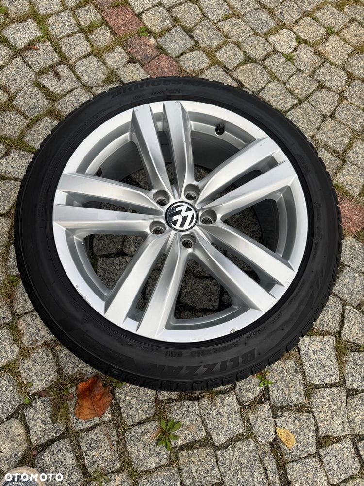 Opony zimowe i felgi Volkswagen - 20