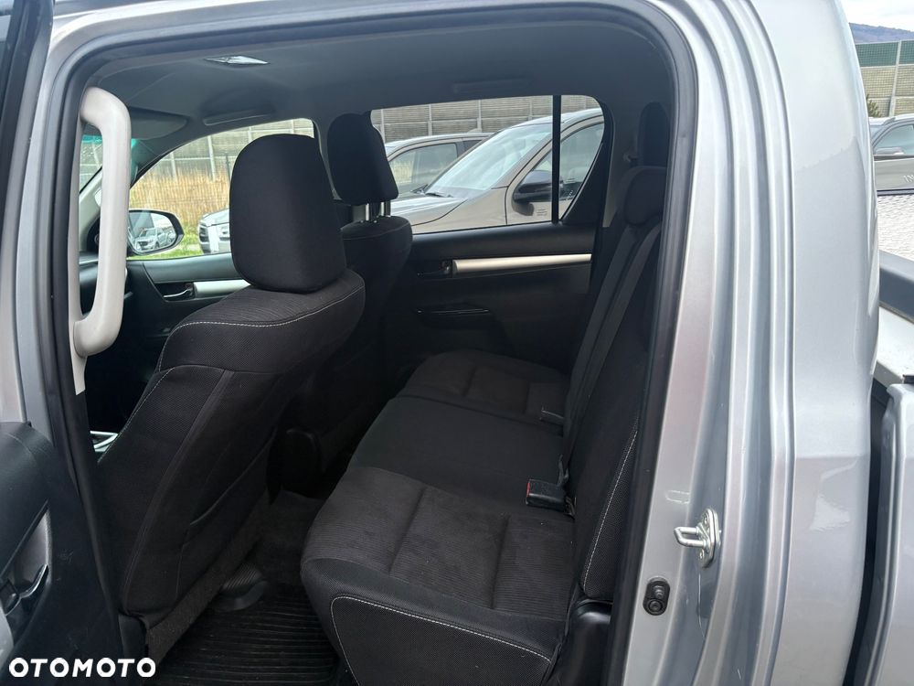 Toyota Hilux 4x4 Double Cab Autm Duty Comfort - 10