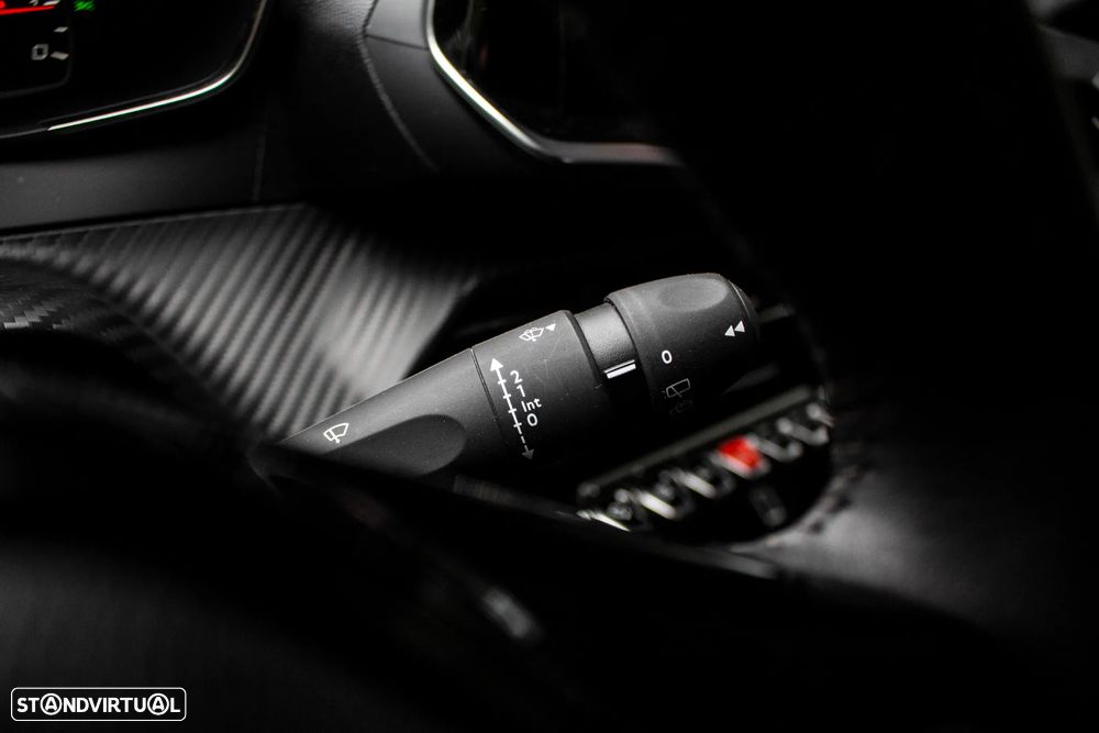 Peugeot 208 1.2 PureTech Active - 17