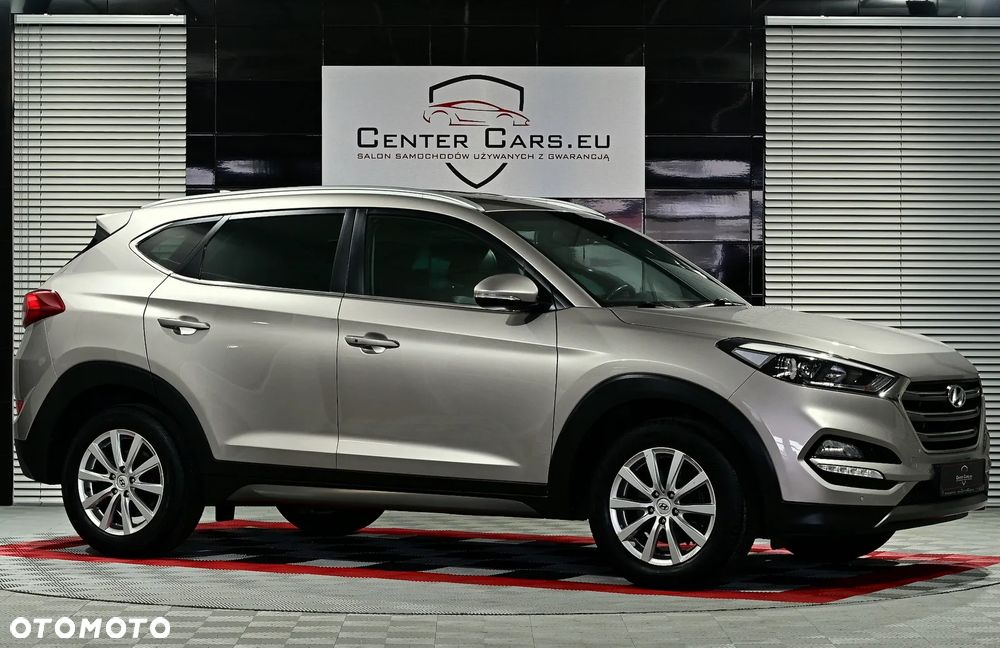 Hyundai Tucson 1.7 CRDI BlueDrive Style 2WD - 15