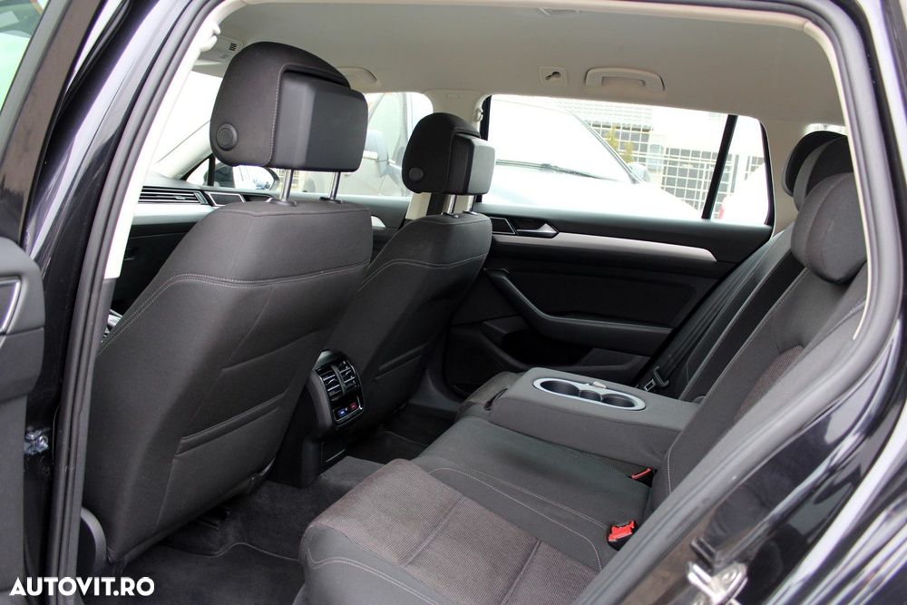 Volkswagen Passat - 9