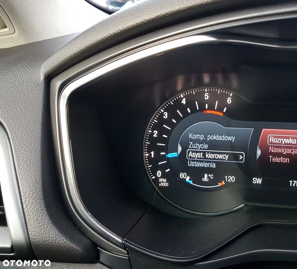 Ford Mondeo 2.0 TDCi Titanium - 20