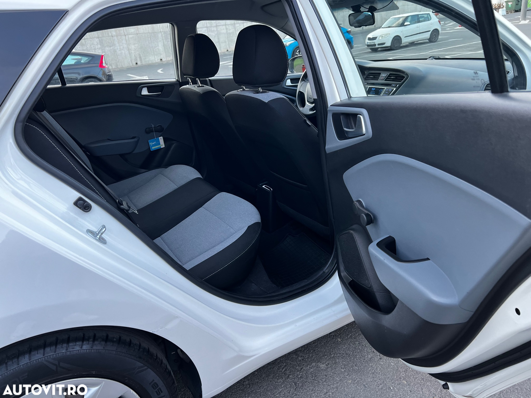 Hyundai i20 - 11
