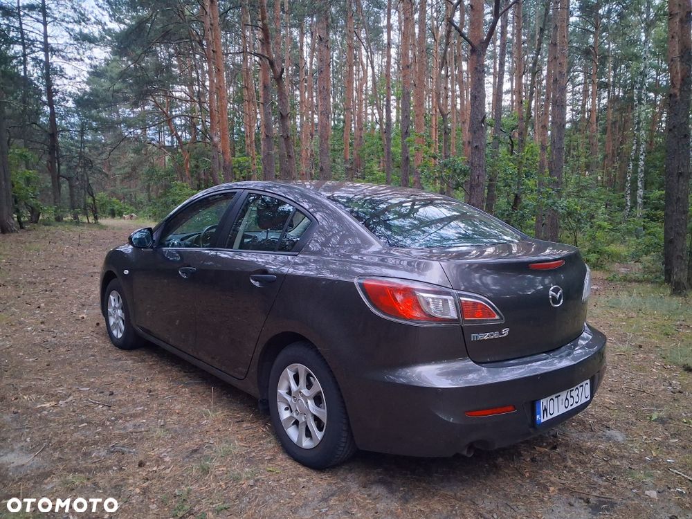 Mazda 3 - 4