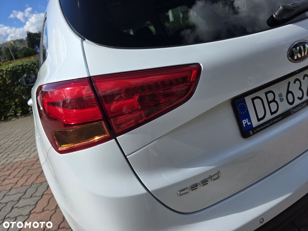 Kia Ceed 1.6 CRDi Spirit - 31