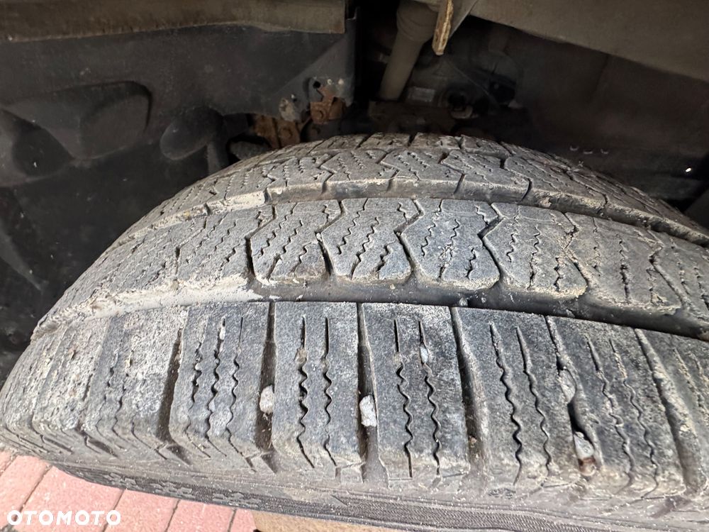 Iveco DAILY 60c16 50C15 50C17 35C14 35C15 35C17 35C18 70C17 72C15 70C18 Izoterma Chłodnia  9/8 euro palet - 12