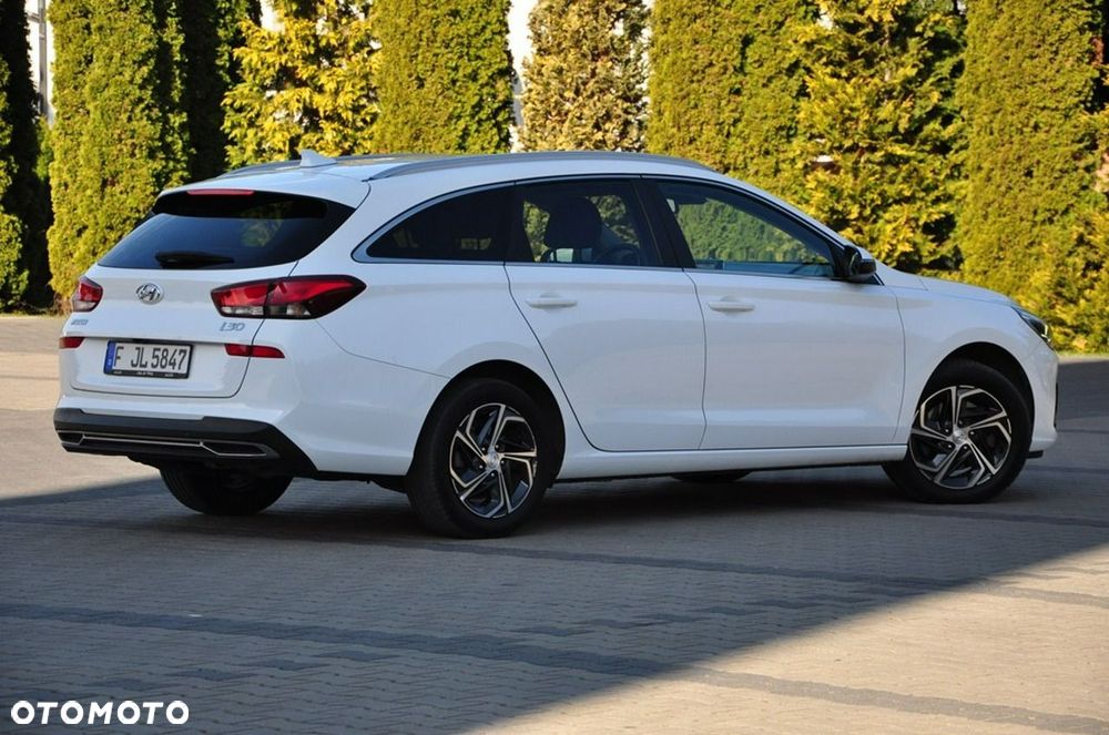 Hyundai i30 1.6 CRDI DCT EDITION 30+ - 16