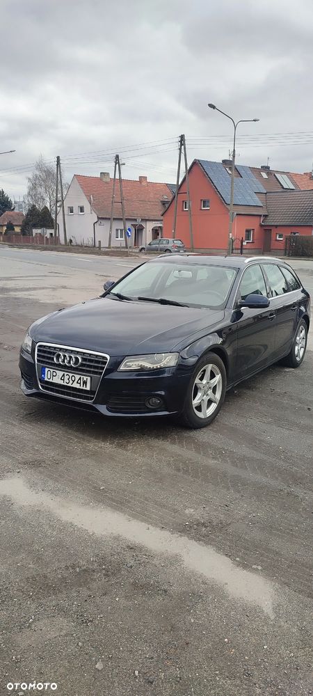 Audi A4 Avant - 10
