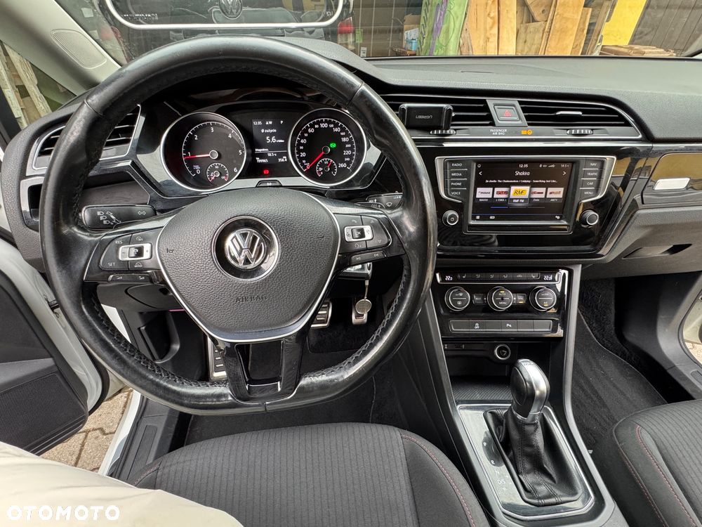 Volkswagen Touran 2.0 TDI SCR (BlueMotion Technology) DSG SOUND - 11