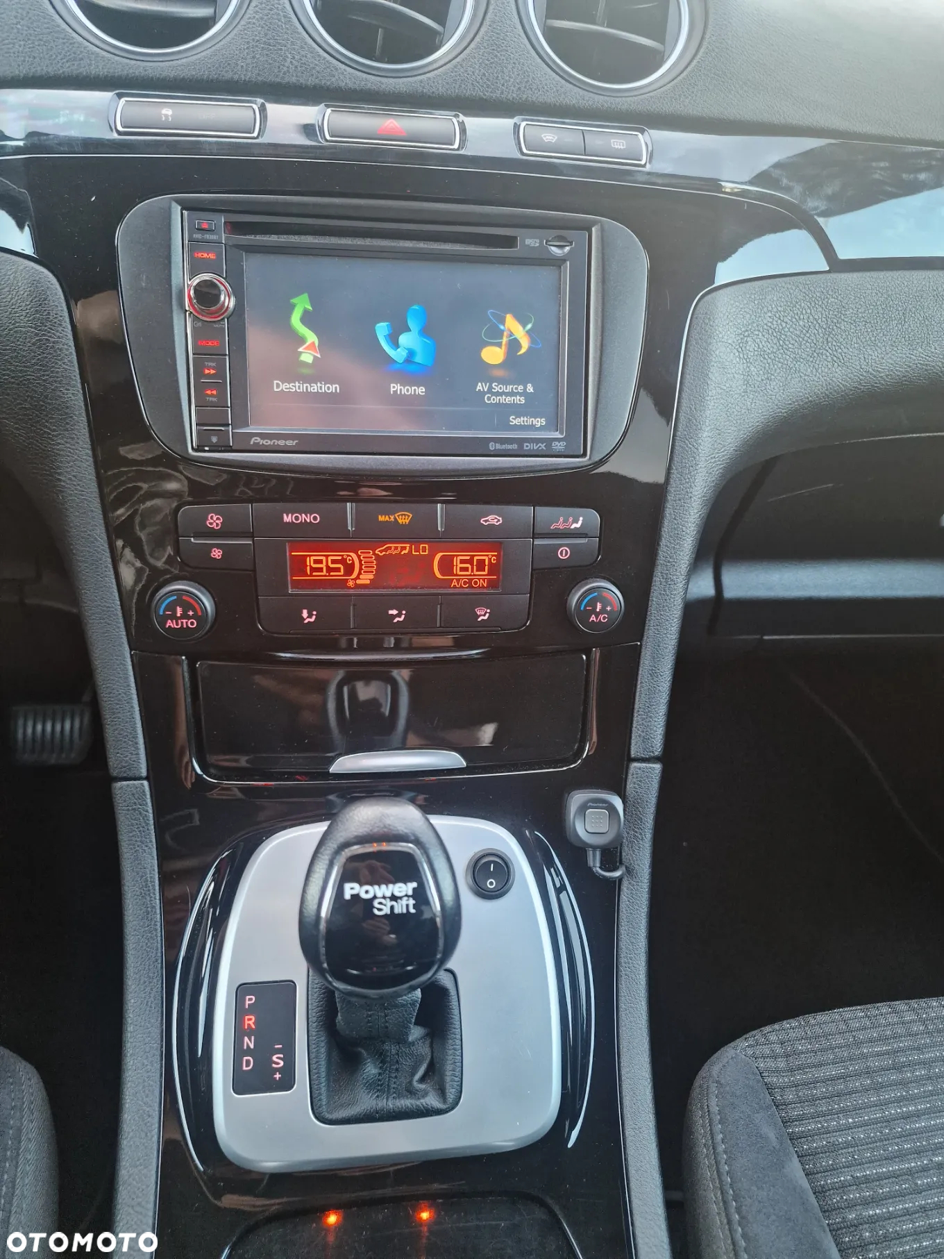 Ford Galaxy 2.0 TDCi Titanium MPS6 - 28