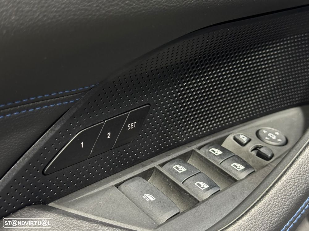 BMW 420 d Desportiva M Auto - 17
