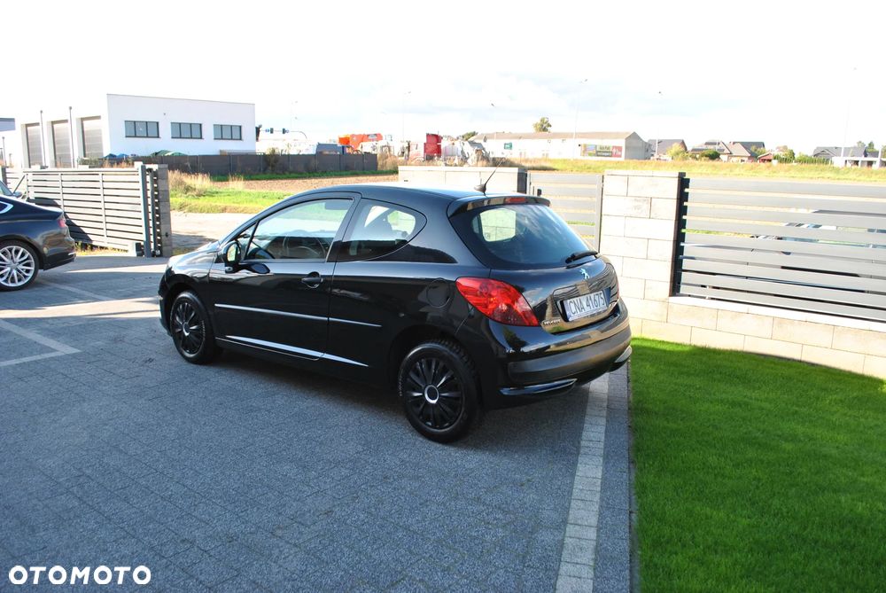 Peugeot 207 1.4 Trendy - 16