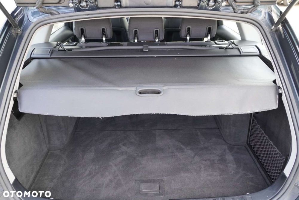 BMW Seria 3 320d DPF - 8