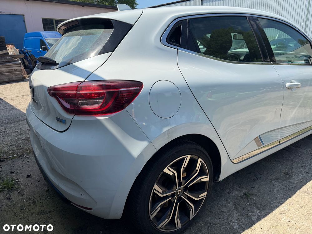 Renault Clio - 6