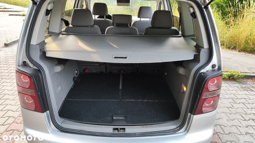 Volkswagen Touran 1.6 Trendline - 13