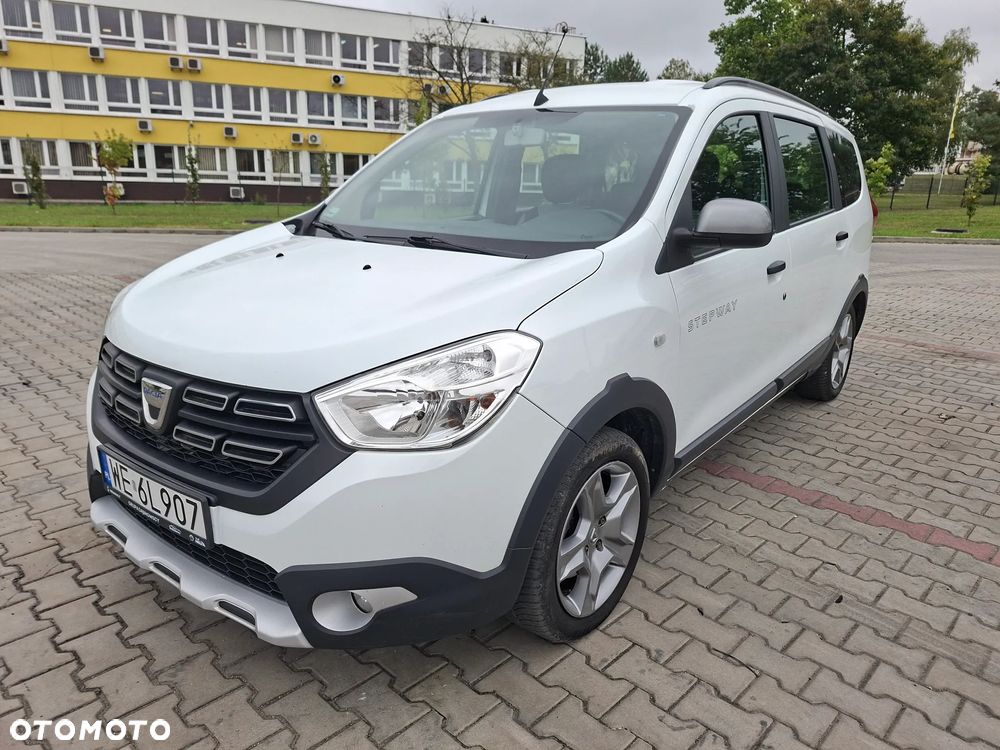 Dacia Lodgy 1.5 Blue dCi Stepway S&S - 2