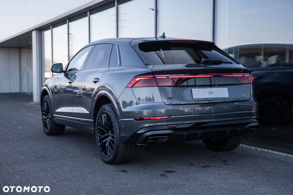 Audi Q8 - 3