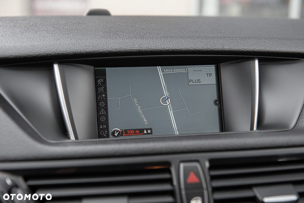 BMW X1 xDrive18d Sport Line - 20