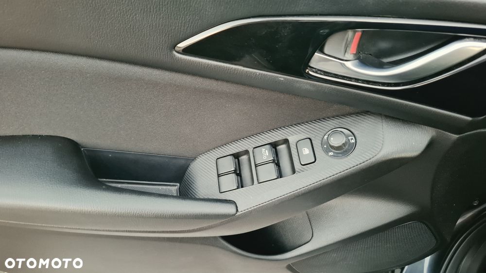 Mazda 3 SKYACTIV-G 120 Urban Limited - 15