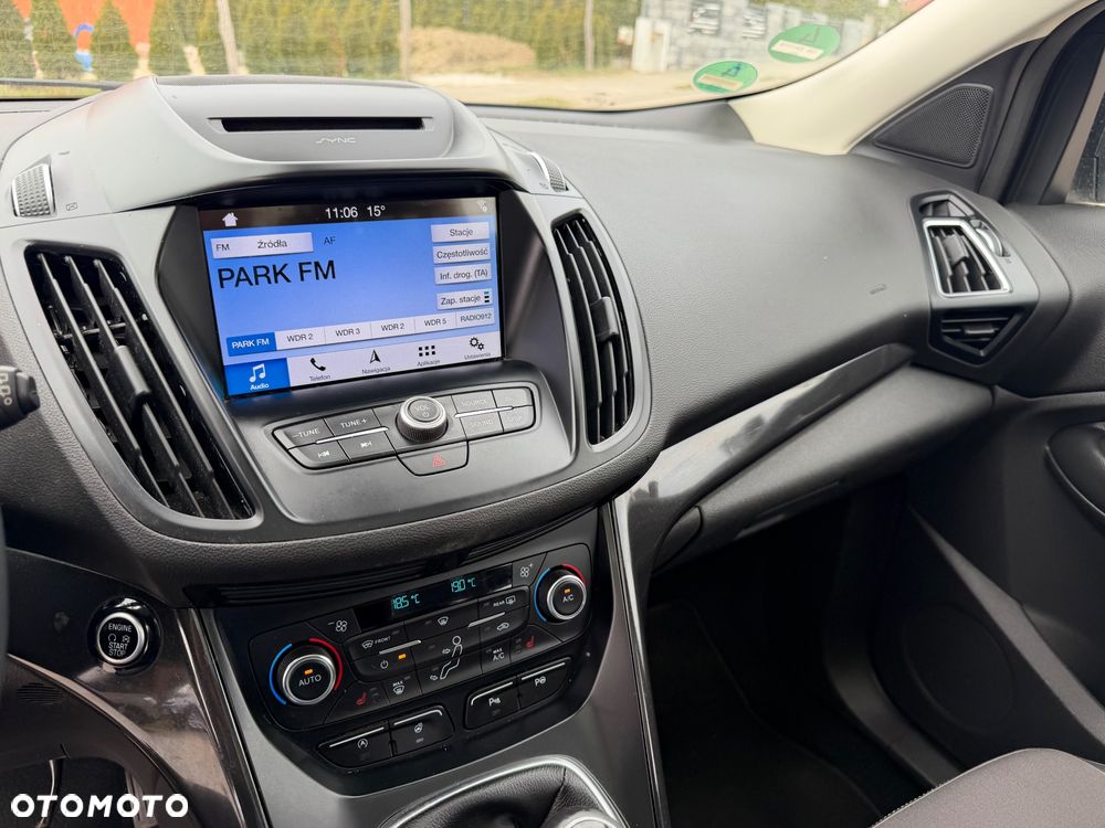 Ford Kuga 2.0 TDCi 4x2 Titanium - 24