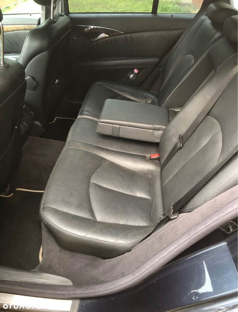 Mercedes-Benz Klasa E 320 T Avantgarde - 12