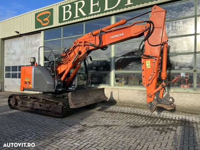 Hitachi ZX 135 US-3 - 5