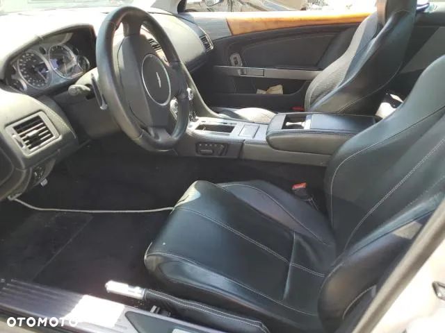 Aston Martin DB9 Touchtronic II - 18